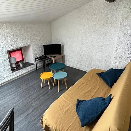 Centre De Apartment